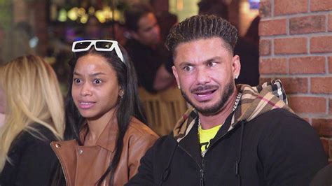 are nikki and pauly still together|Jersey Shore Cast Confirms Pauly D and Girlfriend。